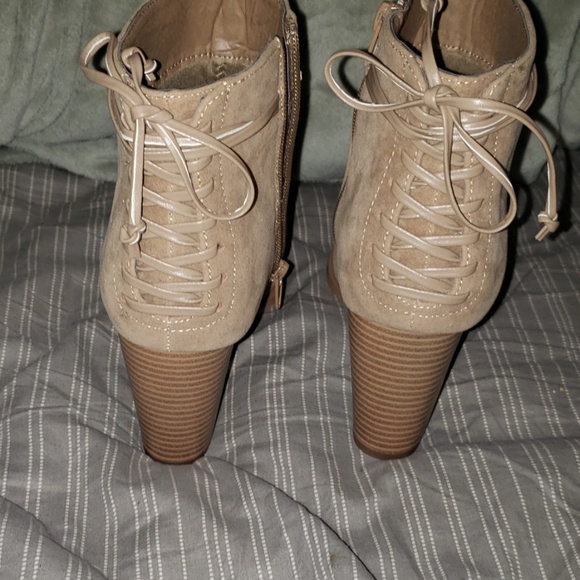 Never worn beige ankle high boots. - Picture 2 of 4